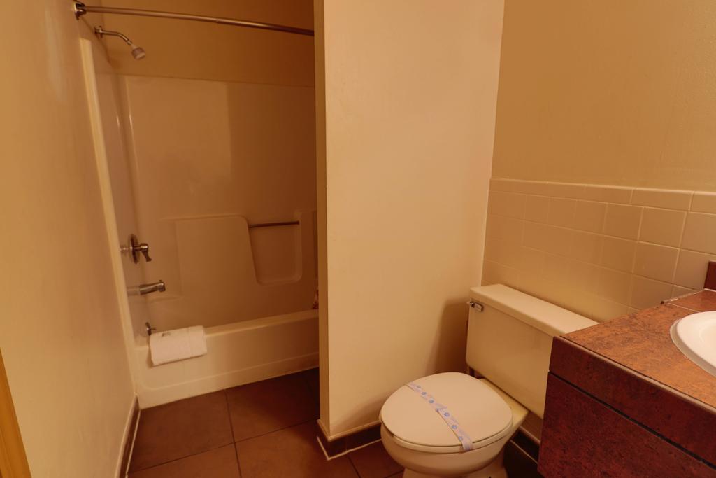 Red Carpet Inn Berlin Ngoại thất bức ảnh