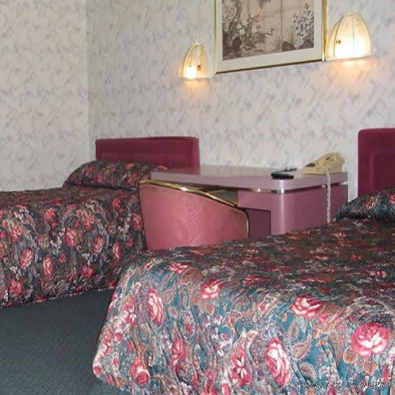 Red Carpet Inn Berlin Ngoại thất bức ảnh