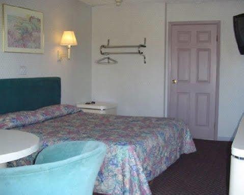 Red Carpet Inn Berlin Ngoại thất bức ảnh